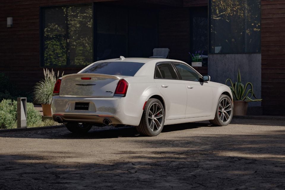 2023 Chrysler 300C