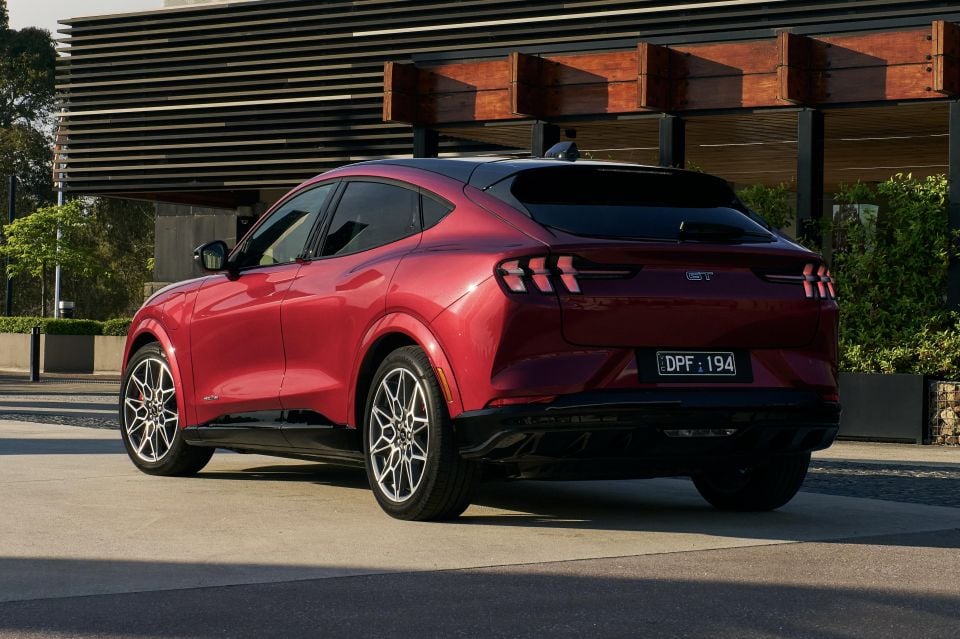 2025 11 2026 My2025 Mustang Mach E Gt Molten Magenta 9