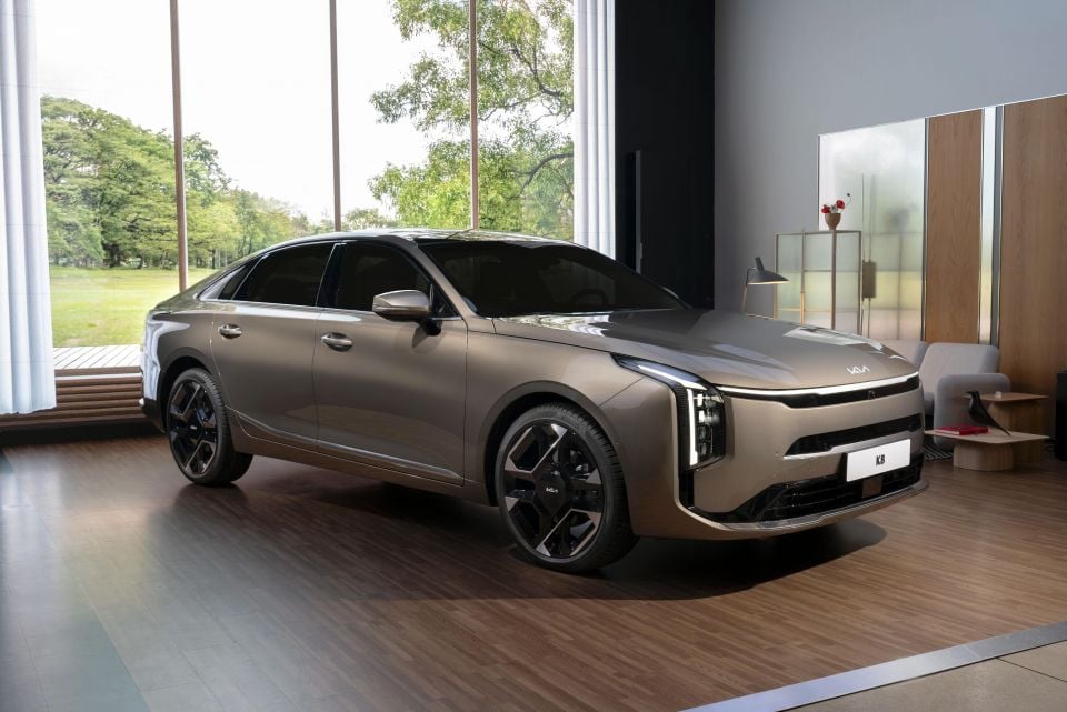 2025 Kia K8