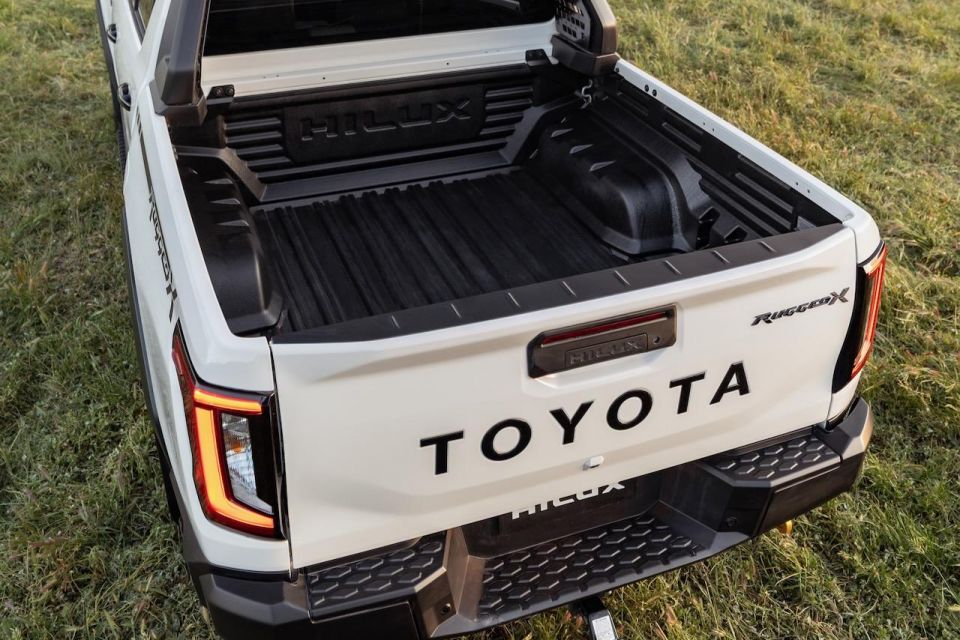 2026 Toyota HiLux Rugged X
