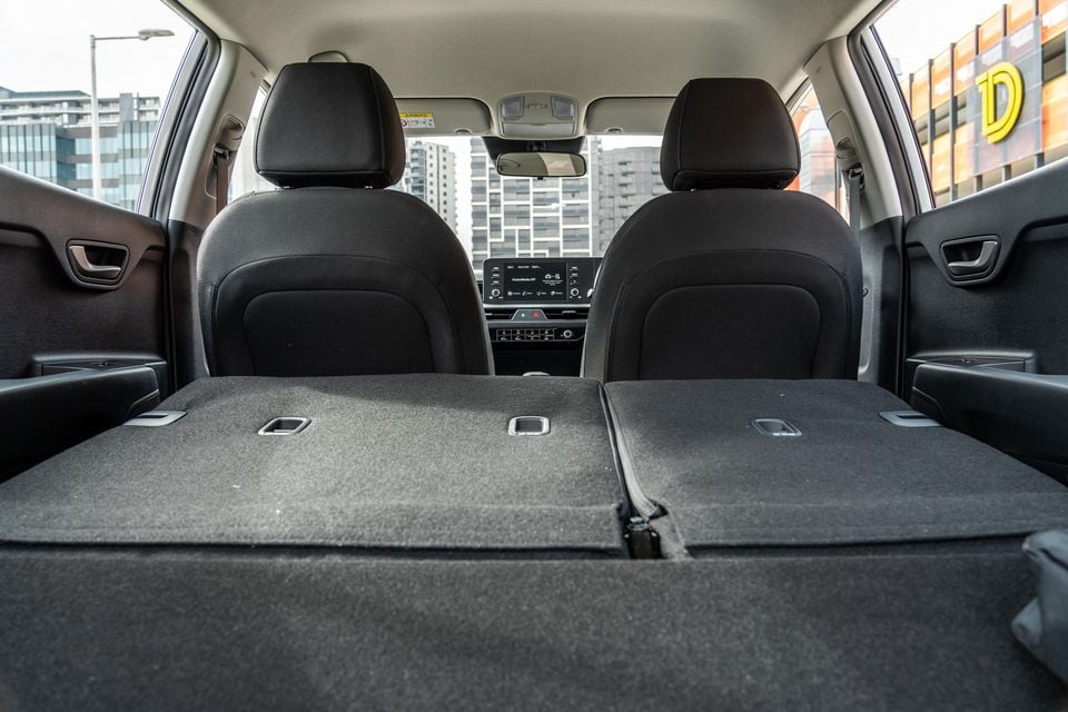 2026 Kia Stonic S Stills-45