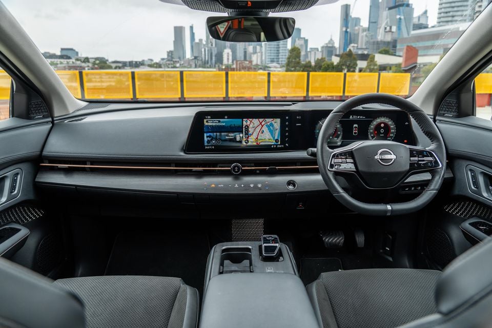 2026-Nissan-Ariya-Advance-20