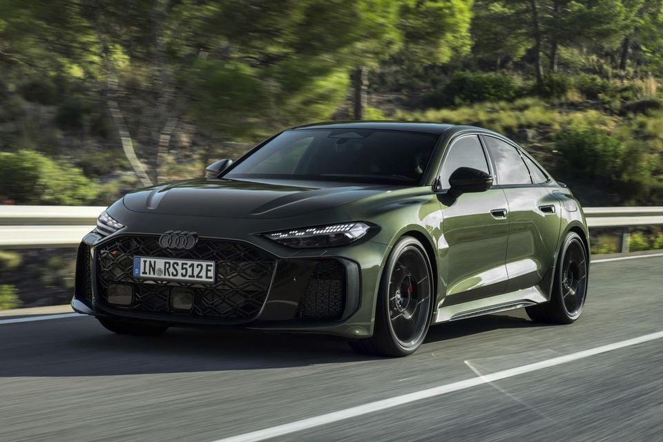 Audi RS5 Sedan