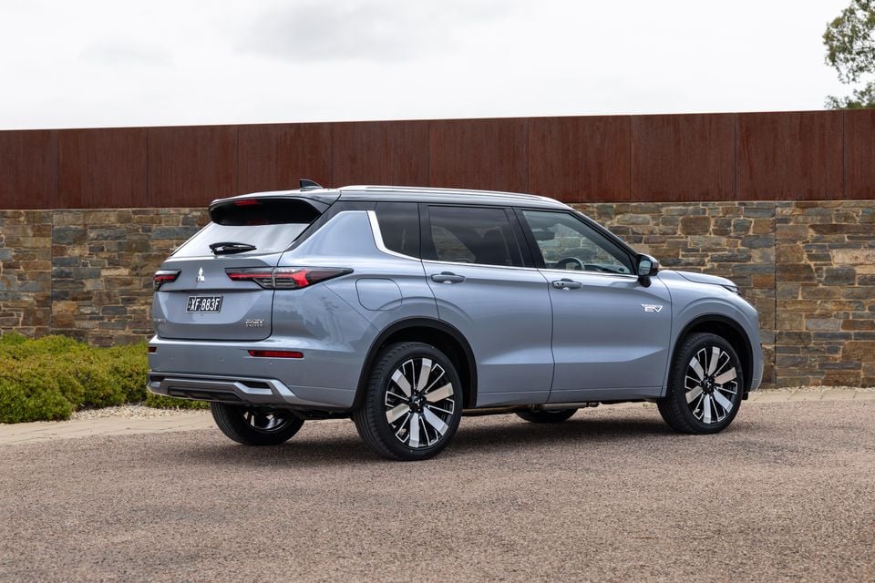 Outlander PHEV