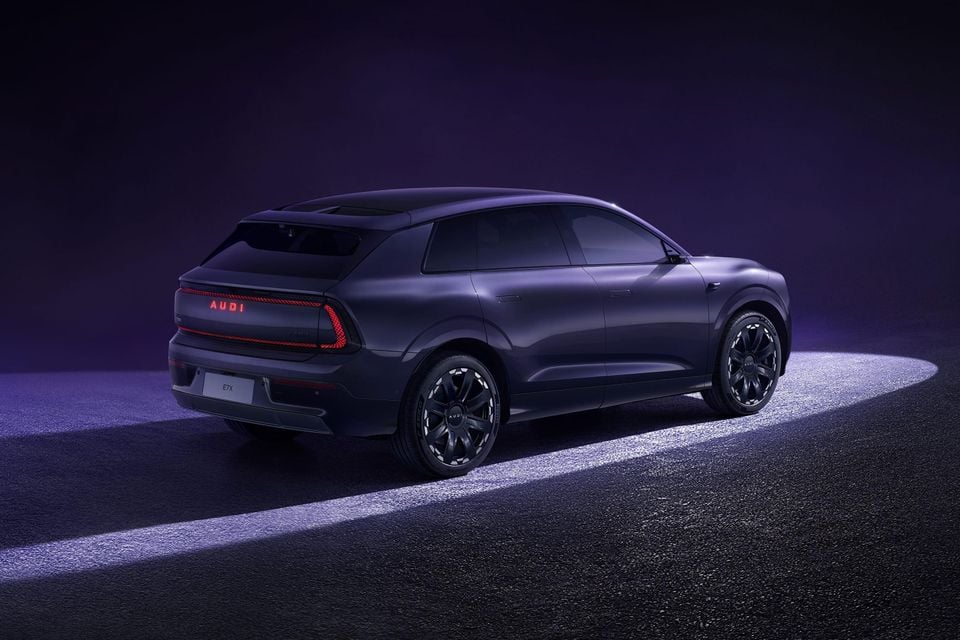AUDI E7X