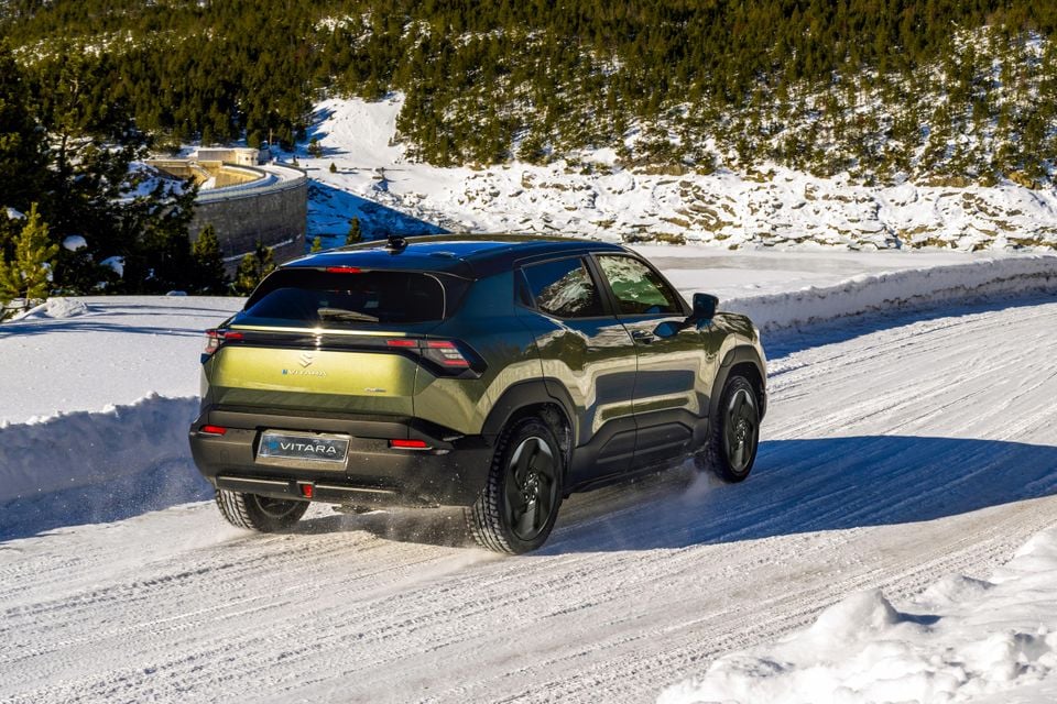 Suzuki e Vitara – Overseas model