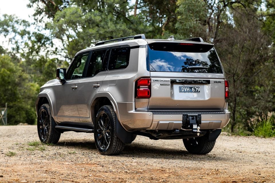 2026-Toyota-Prado-Kakadu-7