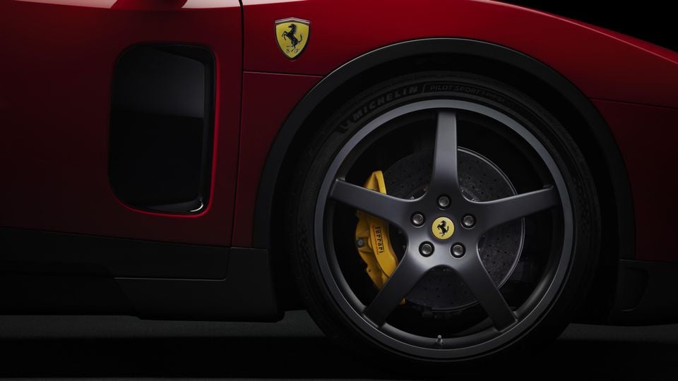 2026-Ferrari-Luce-27