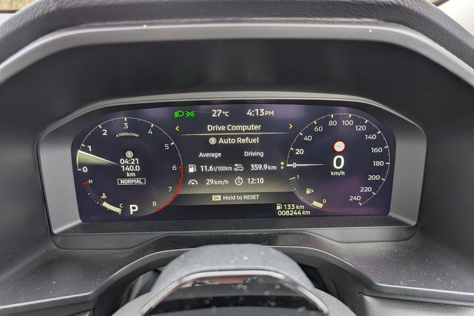 2026-mitsubishi-outlander-exceed-review-12