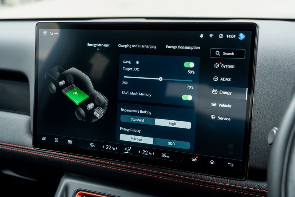 Touchscreen in the 2026 BYD Shark 6 showing the Energy Manager menu with battery charge, save mode and regenerative braking settings