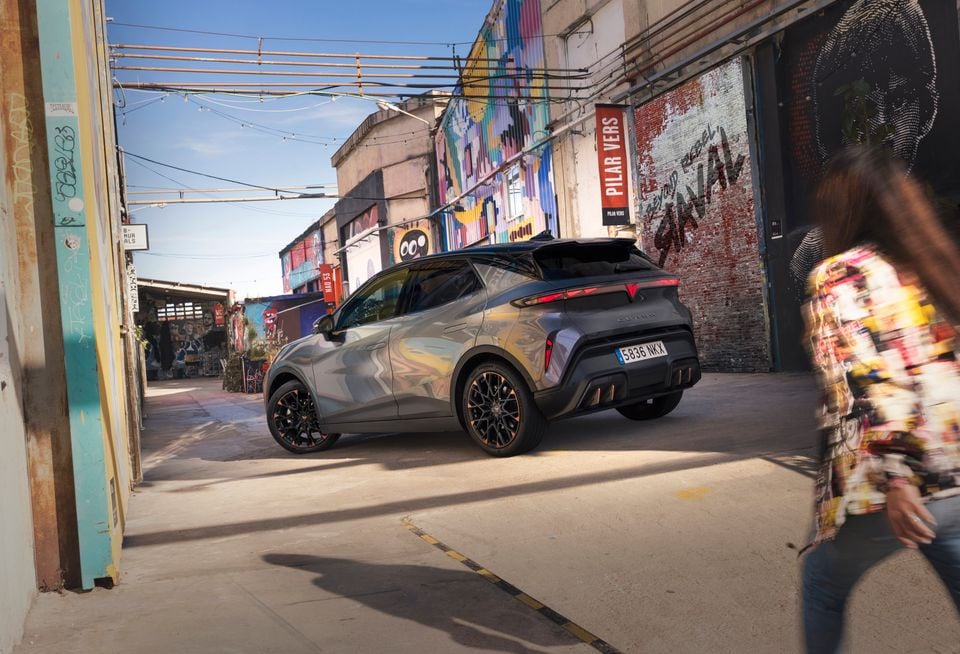 Raval VZ pictured