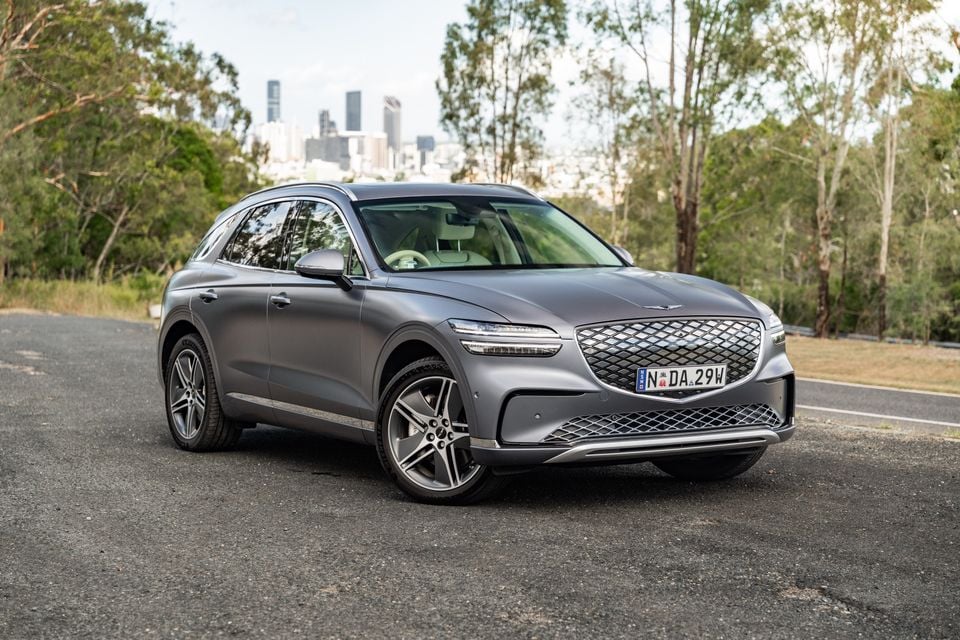 Genesis Electrified GV70