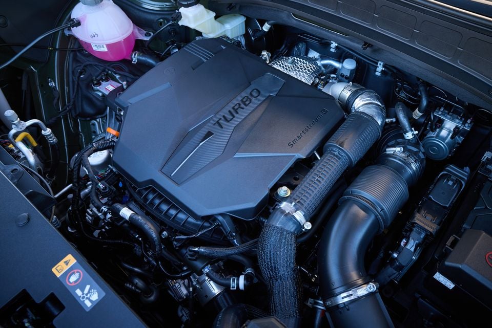 The Hyundai Smartstream G turbocharged engine bay of the 2027 Hyundai Palisade XRT Pro
