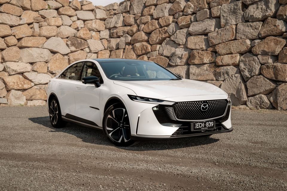 Mazda 6e