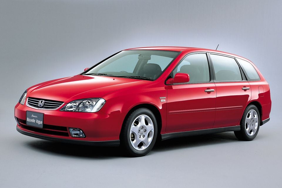 First-generation Honda Avancier