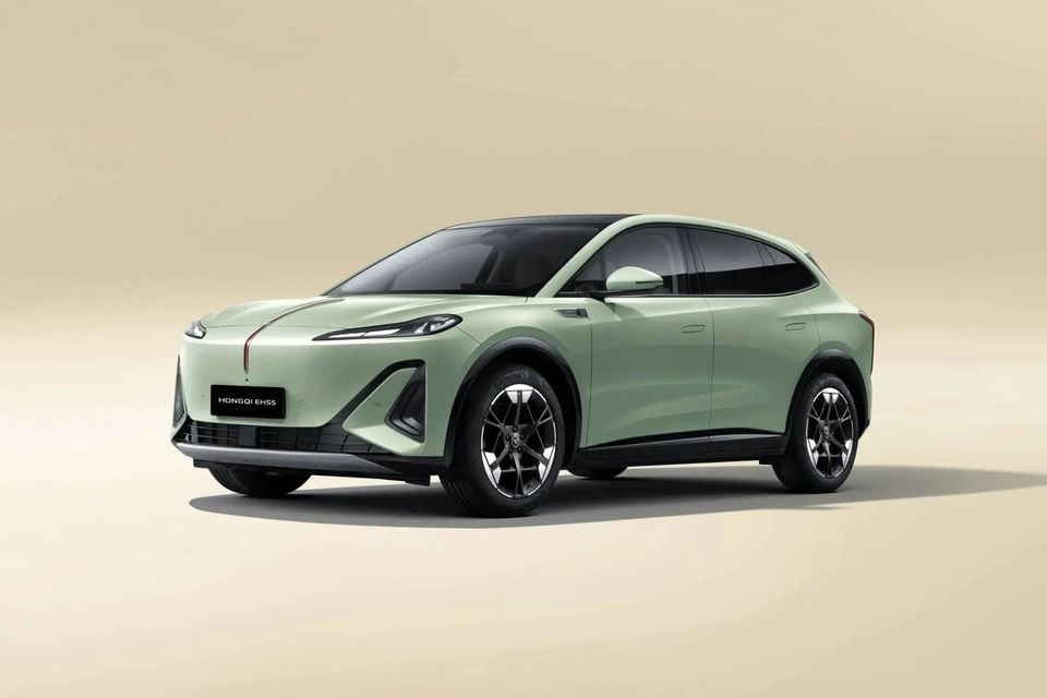 Hongqi E-HS5