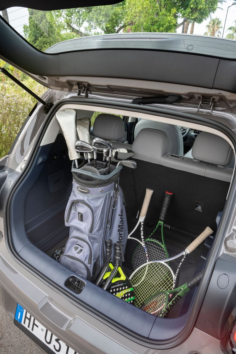 Leapmotor B03X interior boot loaded