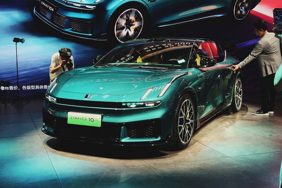 Lynk & Co 10+