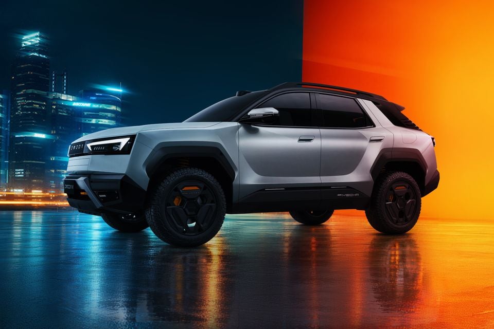 Um SUV conceito Omoda X prateado com cavas das rodas pretas e pneus off-road, visto de frente contra o horizonte da cidade e um fundo laranja