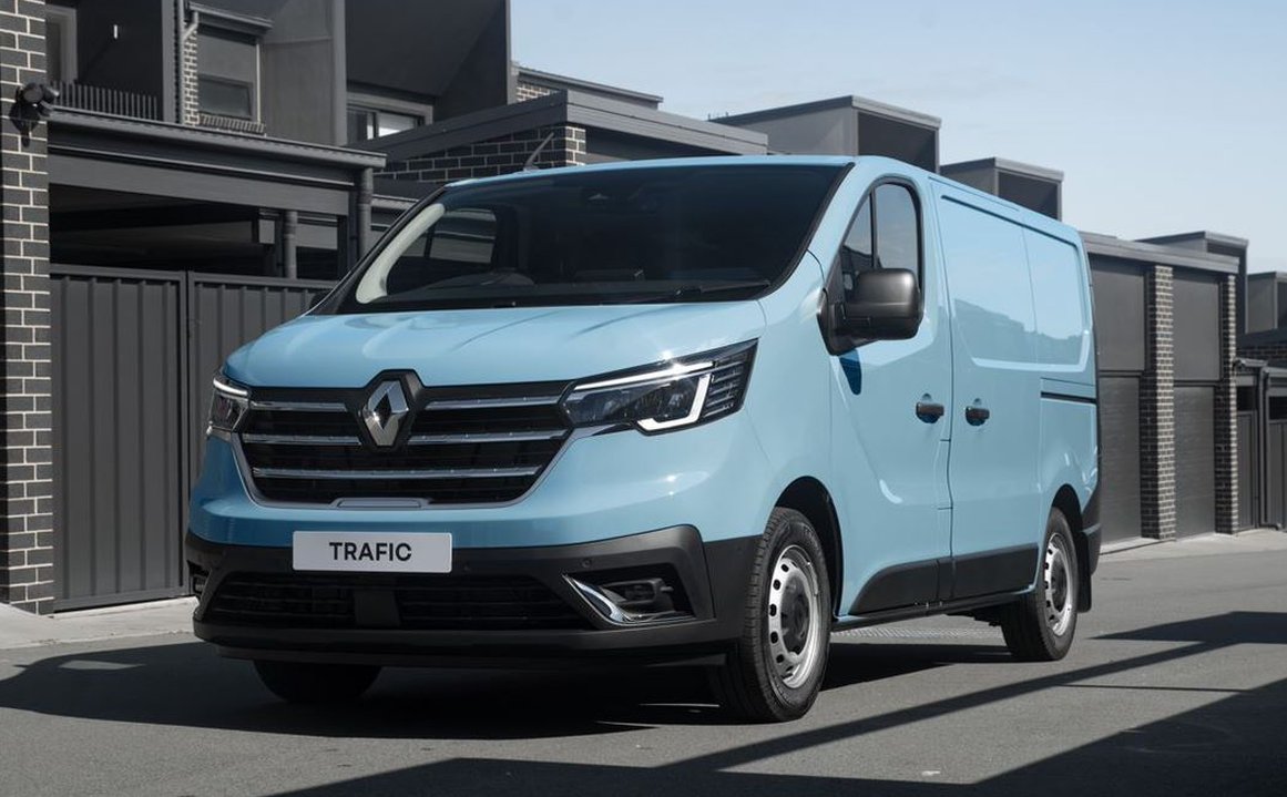 2024 Renault Trafic L2 LWB CREW LIFESTYLE Price & Specifications ...